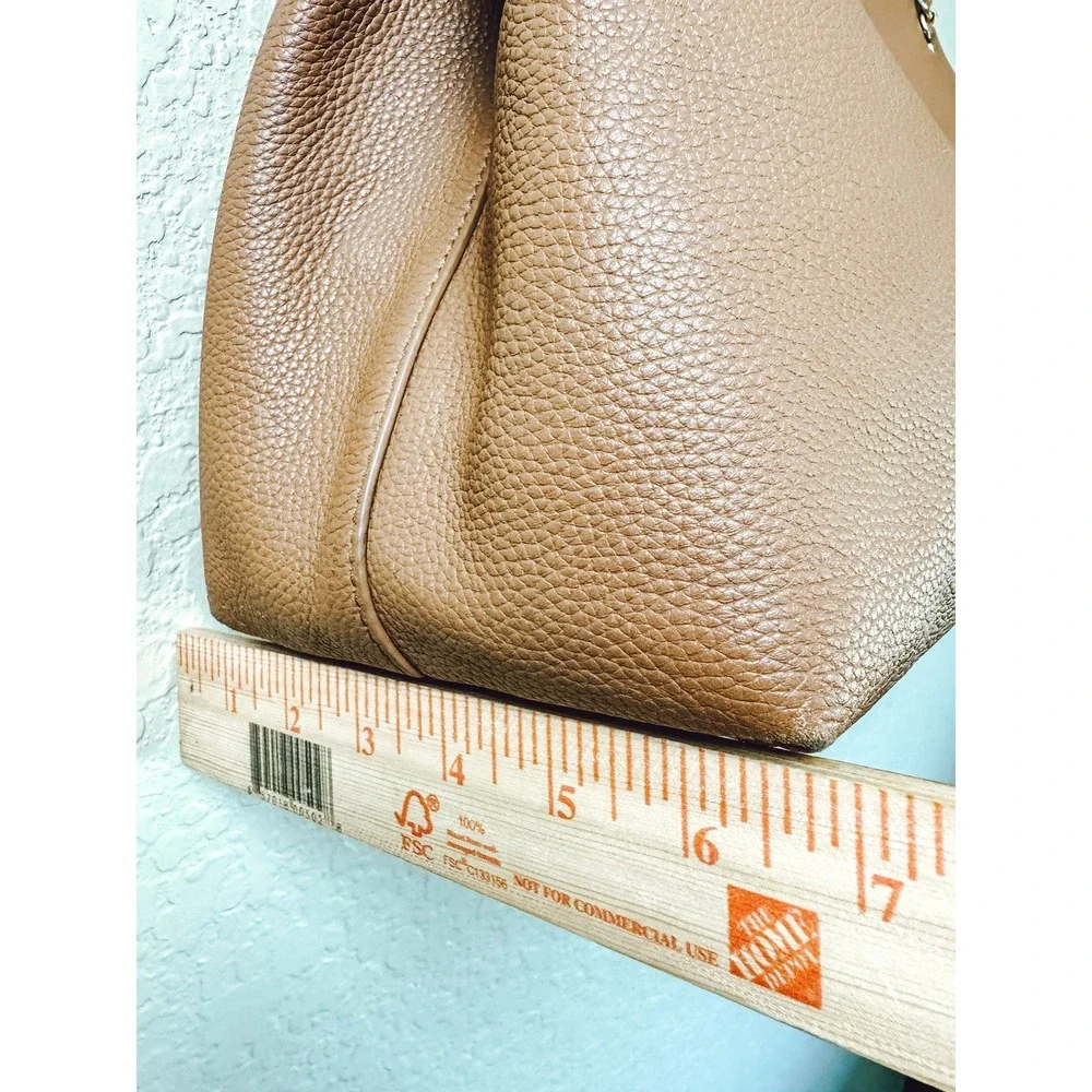 Tory Burch Amanda Large Tote Pebbled Leather Chain Shoulder Bag Camel Tan